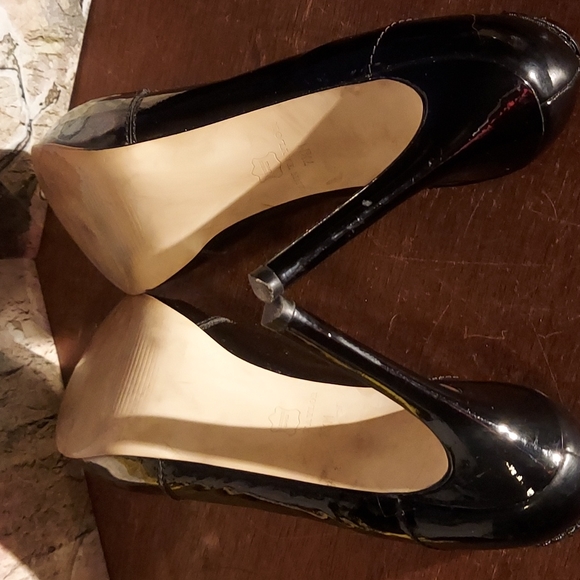 Ann Tayler Heels - Picture 4 of 7